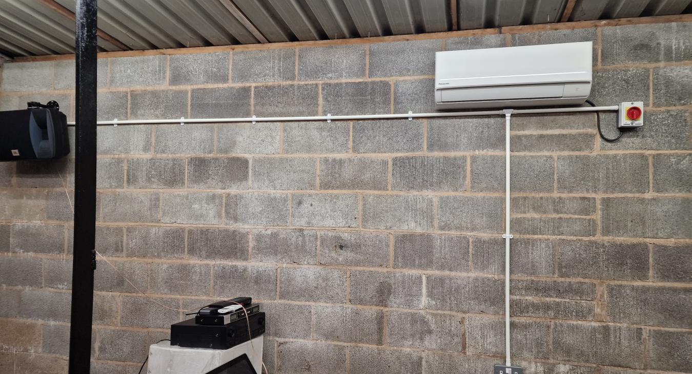 Air con unit installation in Telford